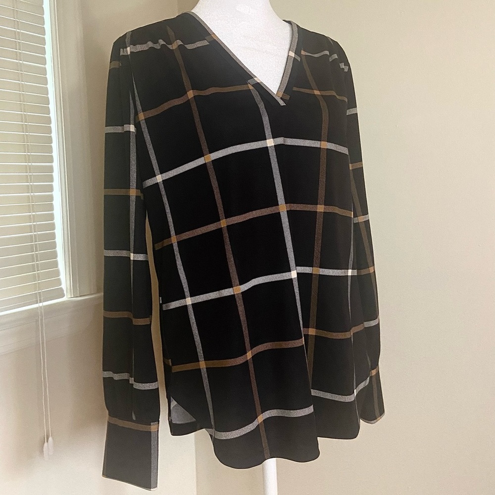 Windowpane V-Neck Top